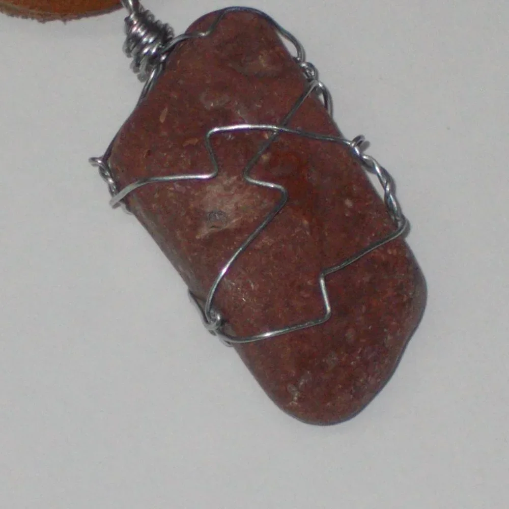 Wired rock on leather strap approximately 19 1/4" tip to tip tied by MPG Design - Picture 2 of 7